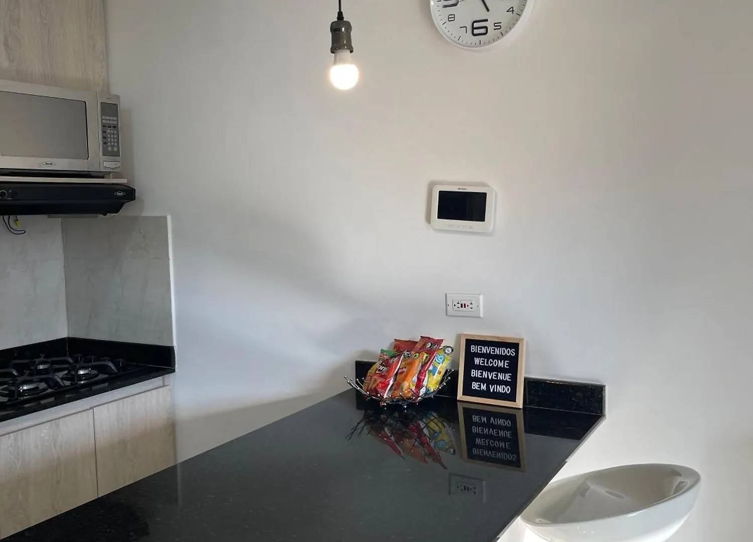 Apartamento En Laureles Con Aire Acondicionado Medellin 0*,  Colombia